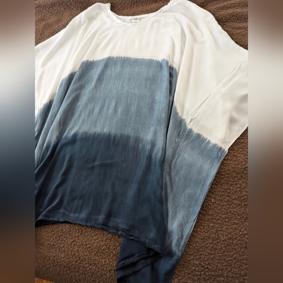 Island Planet Cover-Up - Picture 6 of 7